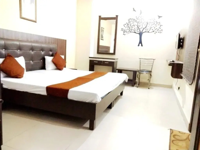 Hotel Sukhman International