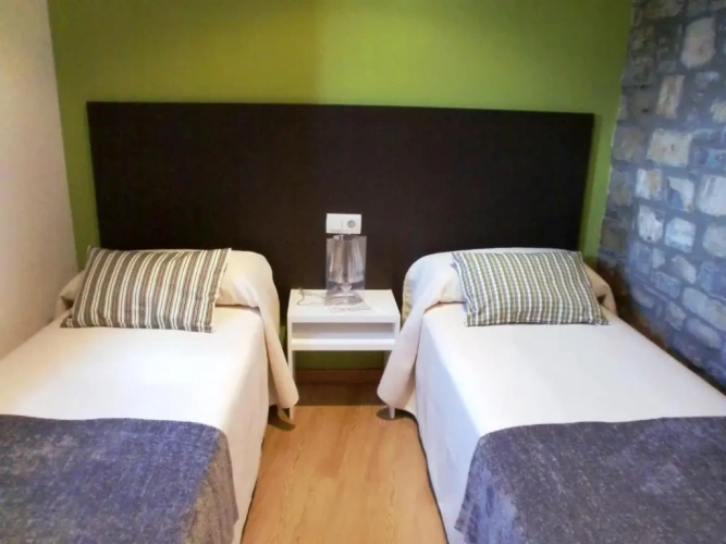 2 Bedrooms Apartment