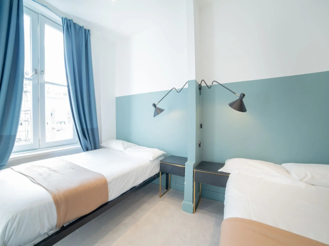 Amsterdam Hotel