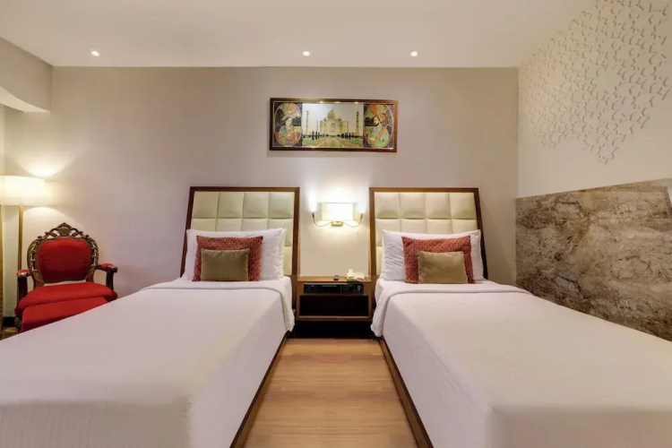 Saura Hotel, Agra – A Club Mahindra Associate