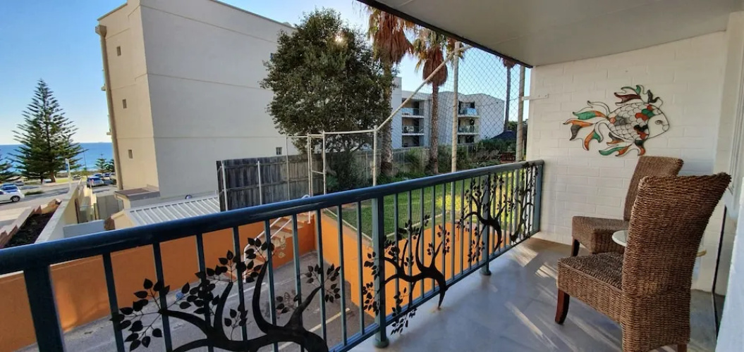 West Beach Lagoon 210 – Amazing Views
