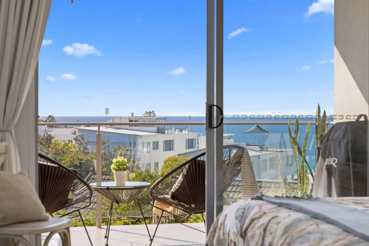3 Alpha on Elanda Stunning Ocean View Apartment