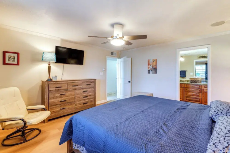 Game Room, Family-friendly Yard! Gem in Phoenix