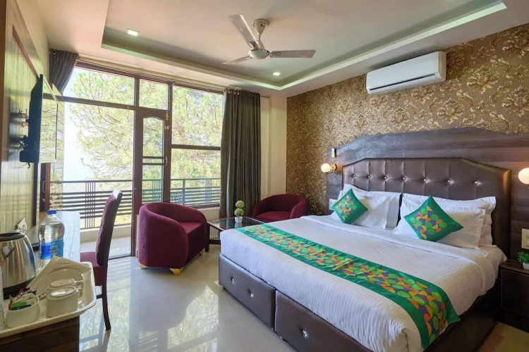 Deluxe room with balcony