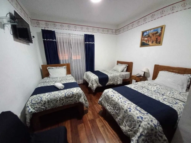 Standard Triple room
