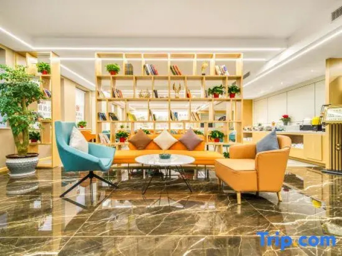 Zhuji Boya Hotel (Honghui Fortune Building Dianchi Middle School)