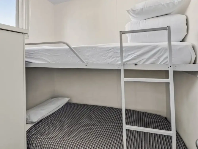 3 Bedrooms Standard Double room with balcony