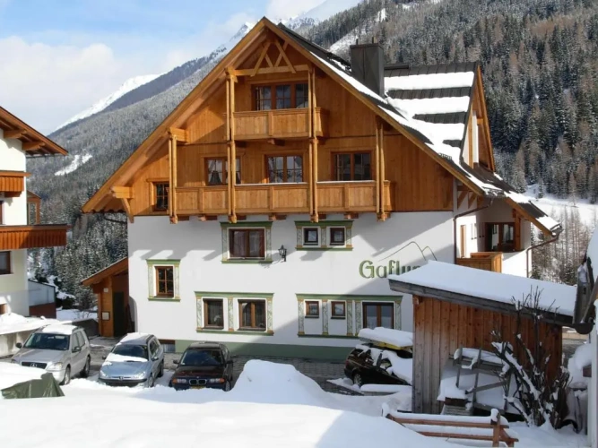 2 Bedrooms Apartment with balcony