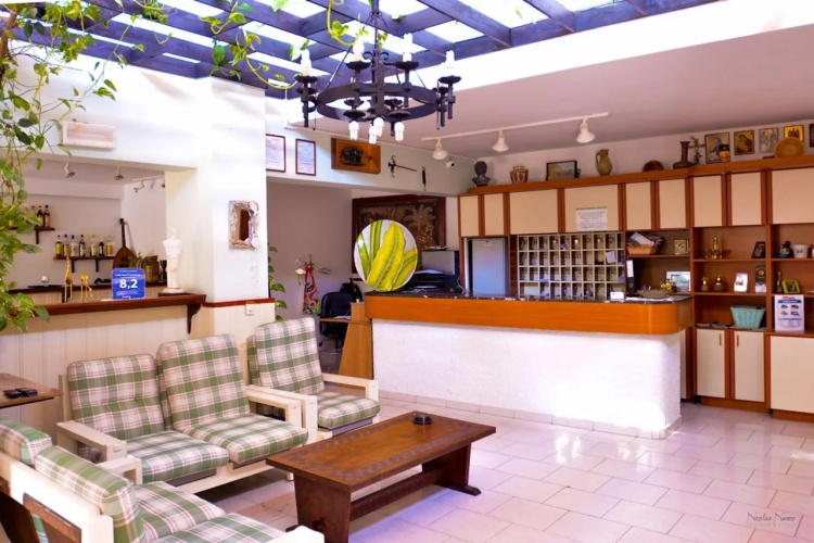 Lefka Hotel, Apartments & Studios