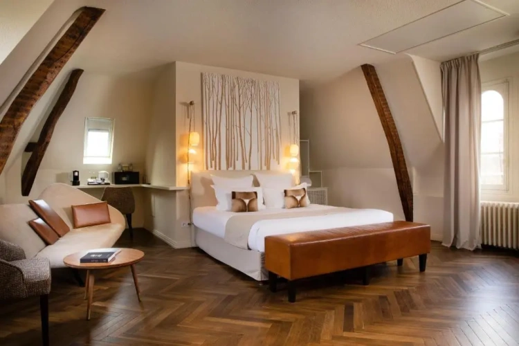 Double Suite