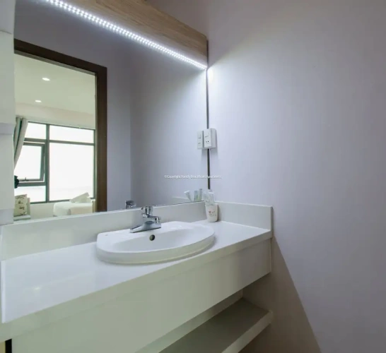 2 Bedrooms Comfort Apartment with sea view