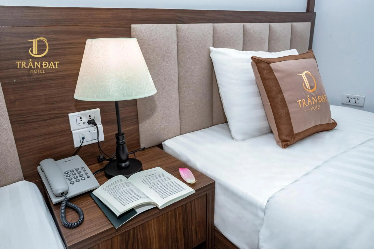 Trần Đạt Hotel