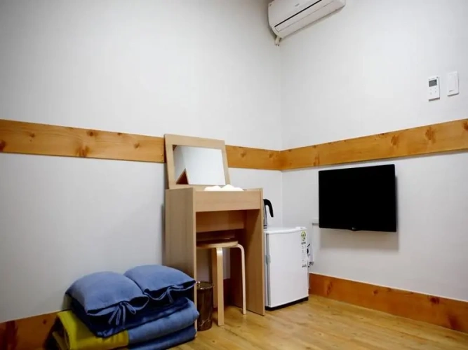 Standard Family room
