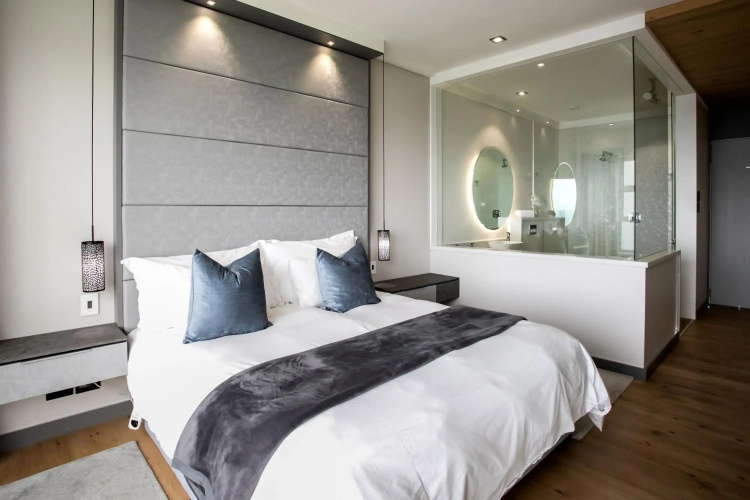 Bayview 303