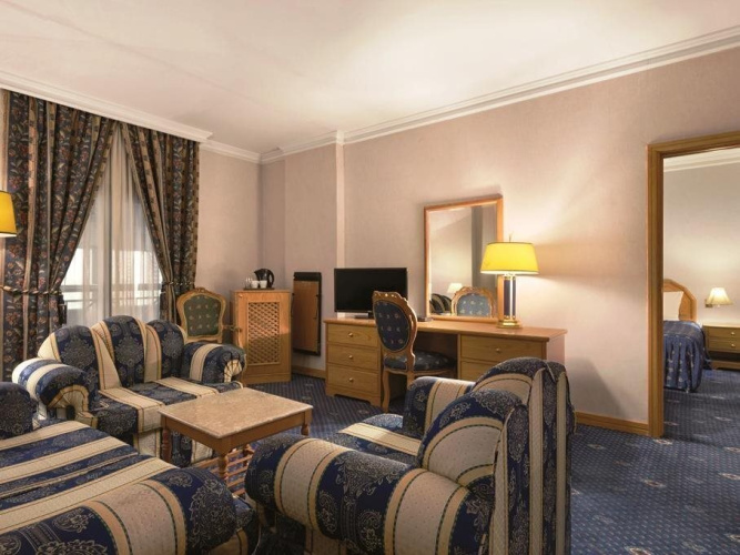 Ramada Hotel