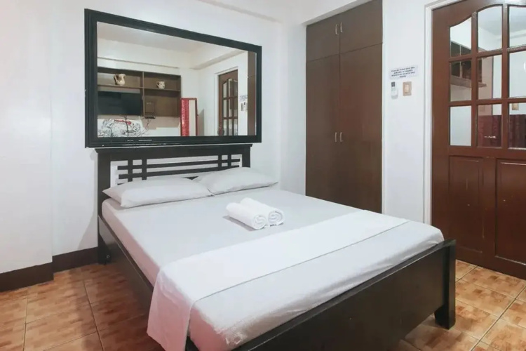 RedDoorz @ Palanan Makati 2