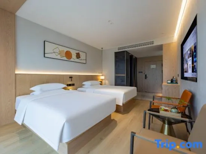 Deluxe Double room with view