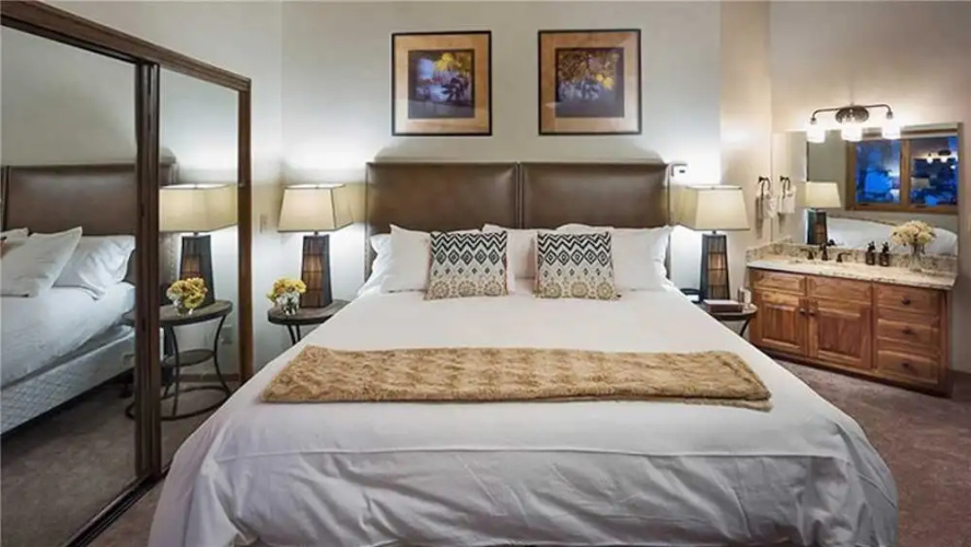 Trails Edge Lodge