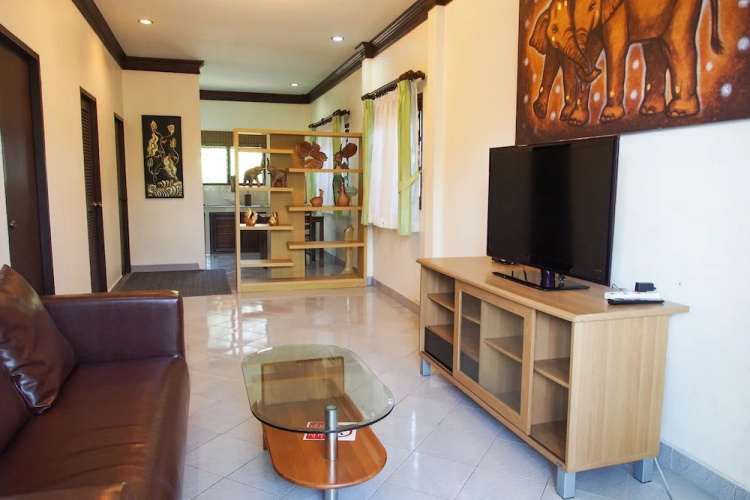 Baan Poon Baan Sabai