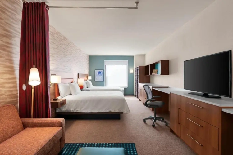 Quadruple Suite