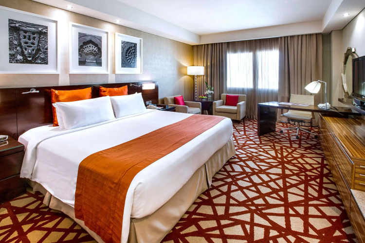 Crowne Plaza Hotel Deira 2