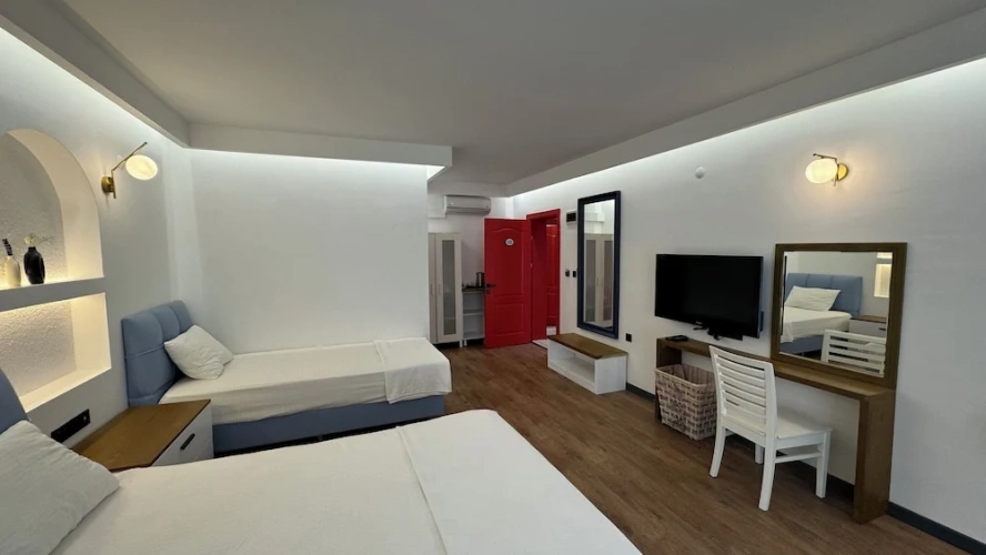 Superior Triple room