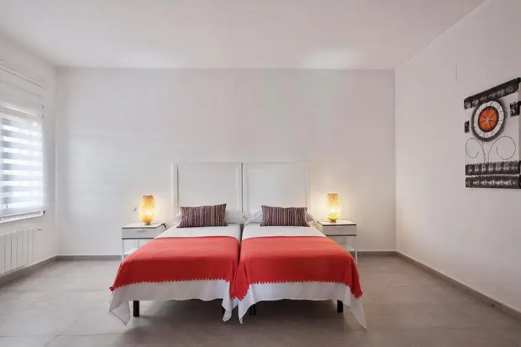 Villa Garriguella