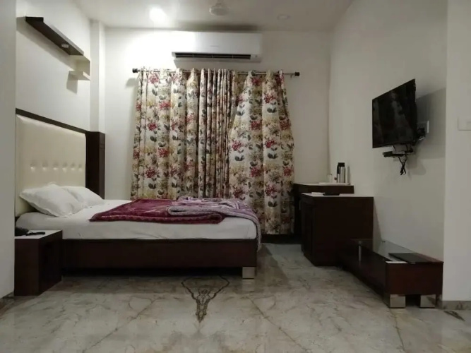 Hotel Geetanjali