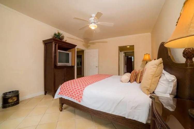 Del Mar 3N - 3 bdr 2 Bath