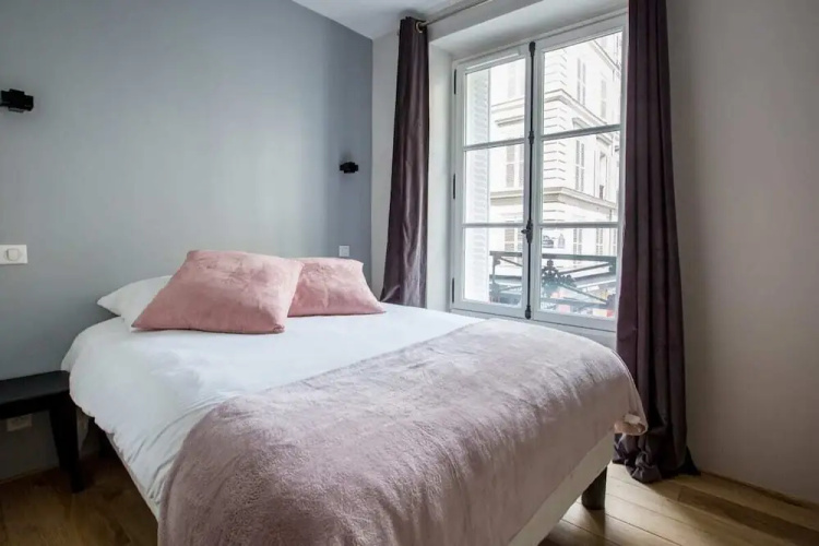 Spacious And Charming 6p Flat À Madeleine