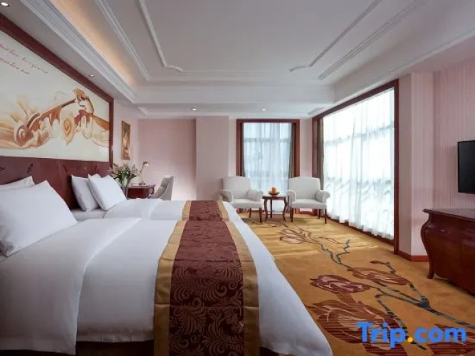 Double Suite