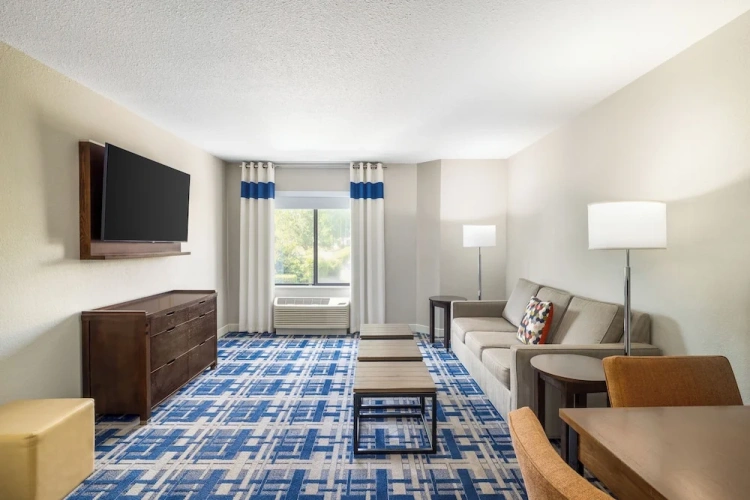 Quadruple Suite