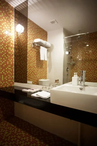 Premier Triple room with view