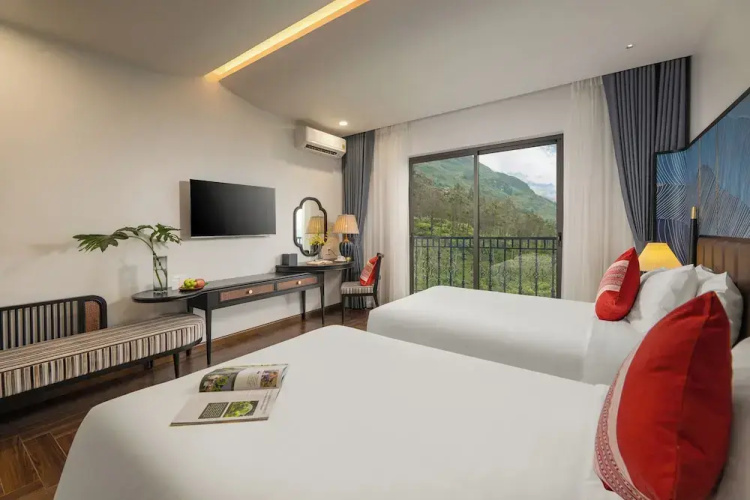 DeLaMont Sapa Hotel