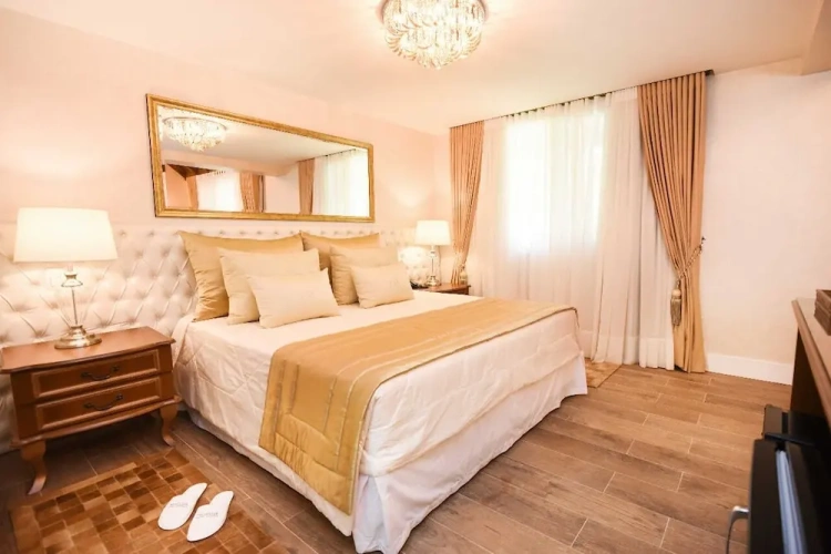 Grand Chalet