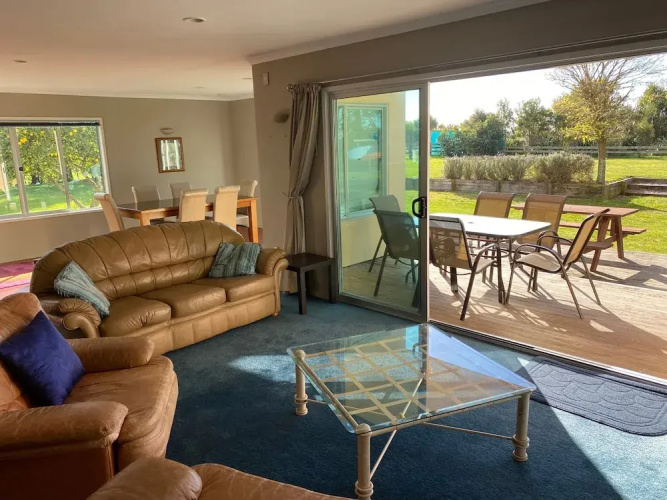 Paton s Beachfront Villa