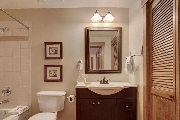 8912 The Springs 3 Bedroom Condo by RedAwning