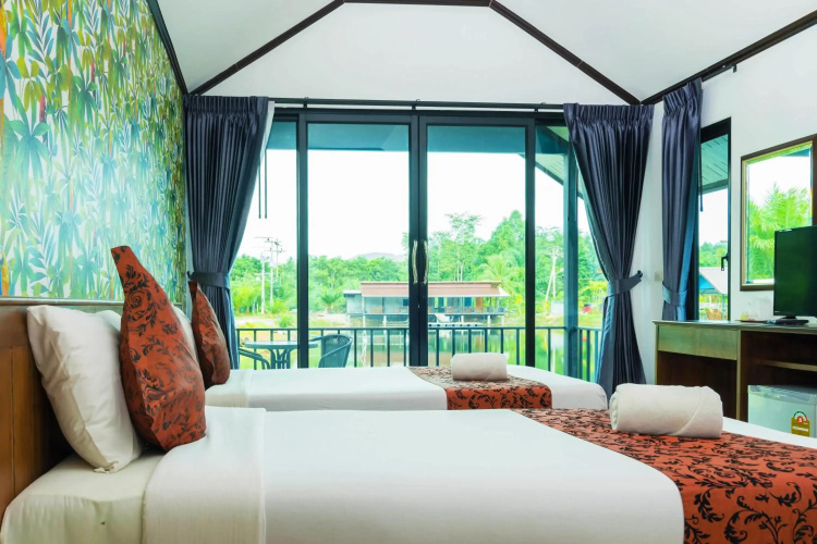 Baannai Lakeview Resort