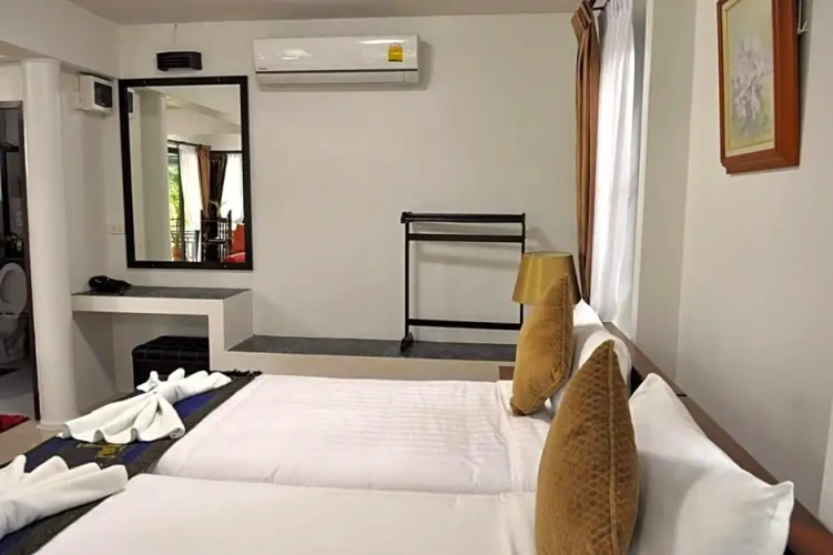 Standard Quadruple room