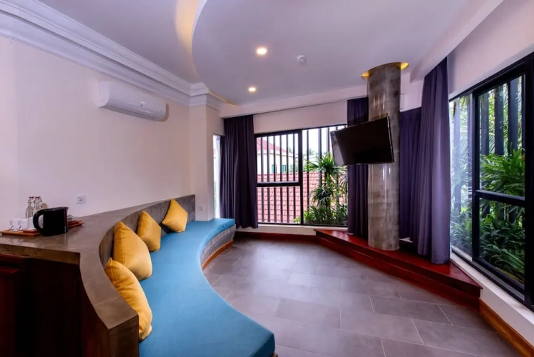 Luxury Family Suite with balcony
