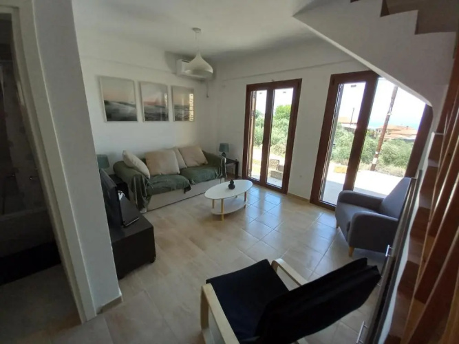 In Between Mani Villas