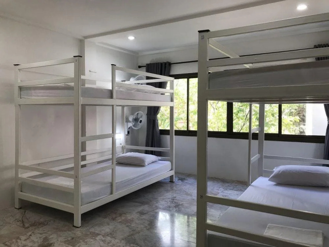 Coasters Hostel and Cafe