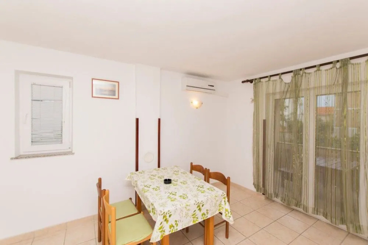 Apartments Ivan