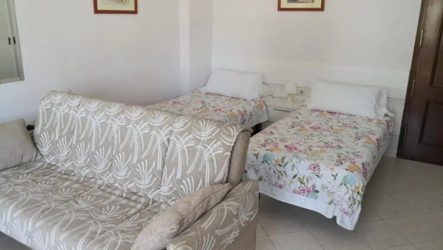 Skol 103A by Completely Marbella