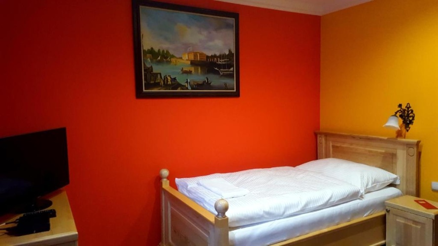 Standard Single room