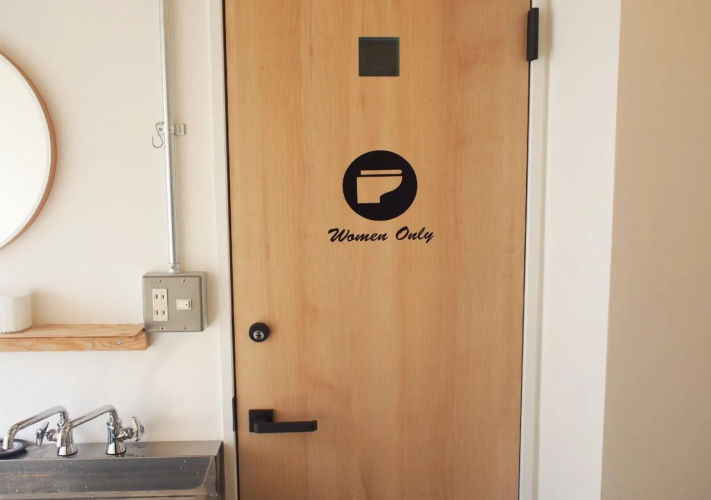 NEW WORLD INN - Hostel
