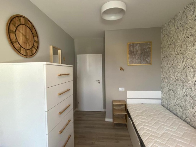 3 Bedrooms Apartment
