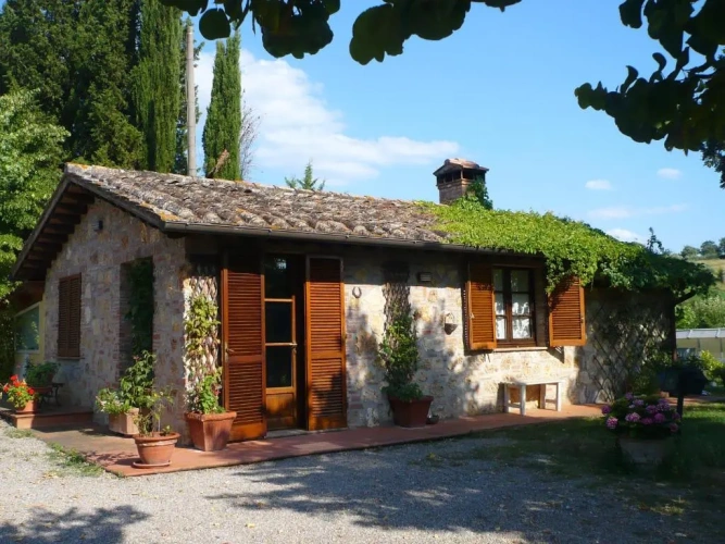 4 Bedrooms Double Cottage