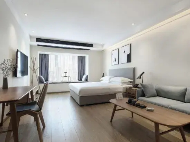 Luyin Hotel (Chongqing Changjiahui)