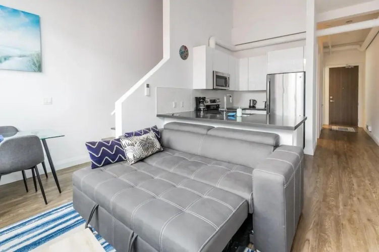 2BR 2 Storey Loft Free Parking Gym 3